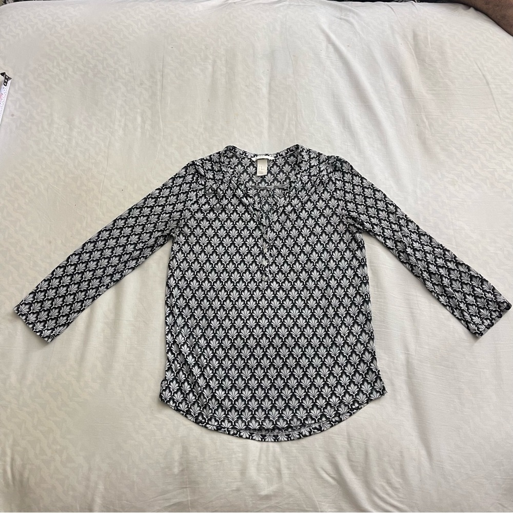 H&M Black and White Patterned Blouse